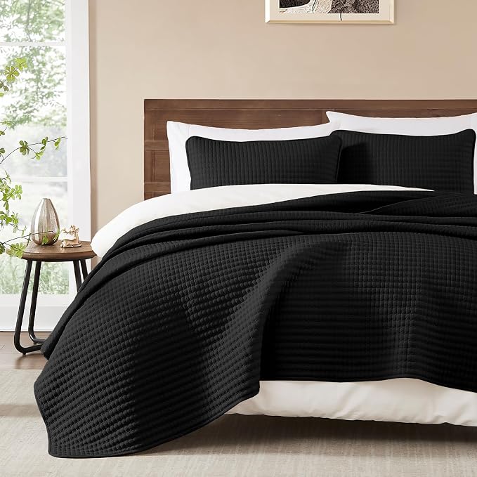 Queen Quilt-Lightweight Bedspreads Black Queen Size Quilt Bedding Set | Soft Coverlet with 2 Pillow Shams for All Seasons, Suitable for Bed, Couch, 3 Pieces, 90"x94"