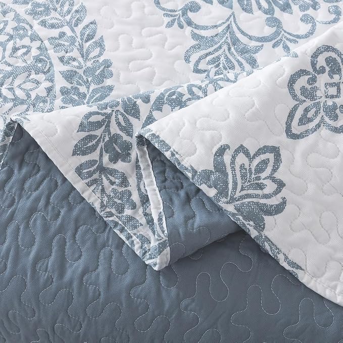 Travan 3-Piece Quilt Set Quilted Bedspread Lightweight Coverlet Set Floral Printed Oversized Quilted Bedding Set with Shams for All Season, Blue Floral, King Size