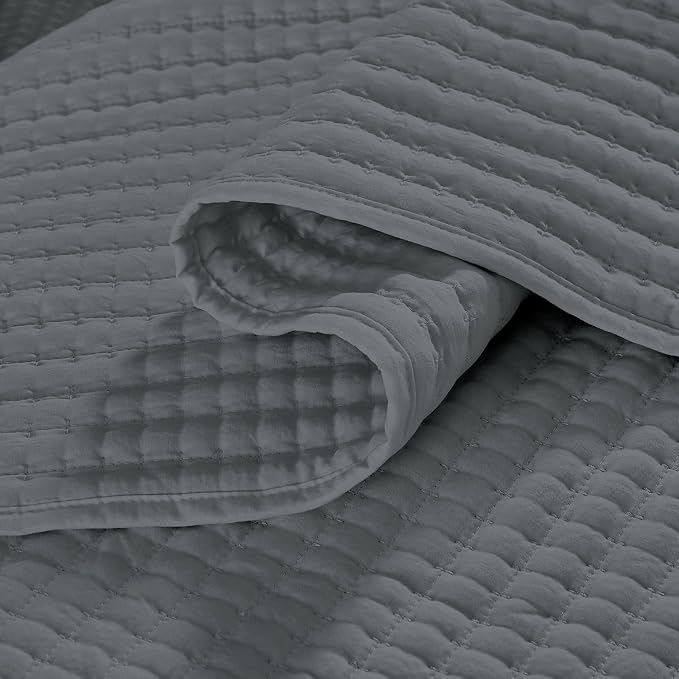 Queen Quilt-Lightweight Bedspreads Grey Queen Size Quilt Bedding Set | Soft Coverlet with 2 Pillow Shams for All Seasons, Suitable for Bed, Couch, 3 Pieces, 90"x94"