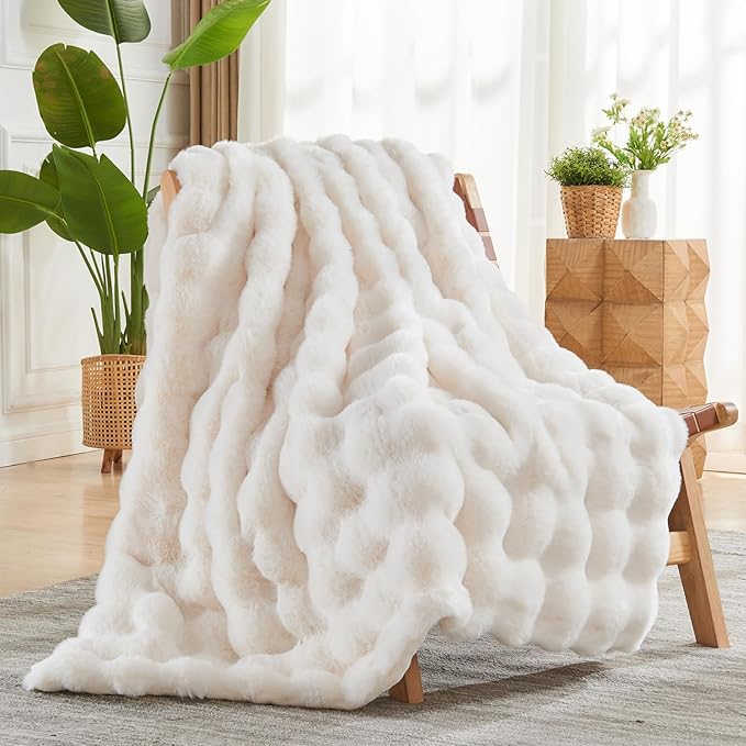 NEWCOSPLAY Faux Fur Thick Bubble Twin Blanket for Couch, Ivory, 60"x80" | Luxury Fluffy Thick Warm Bubble Blanket for Couch Sofa Bed 1000GSM, Soft Plush Cozy Decorative Throw, Gift for Women Men