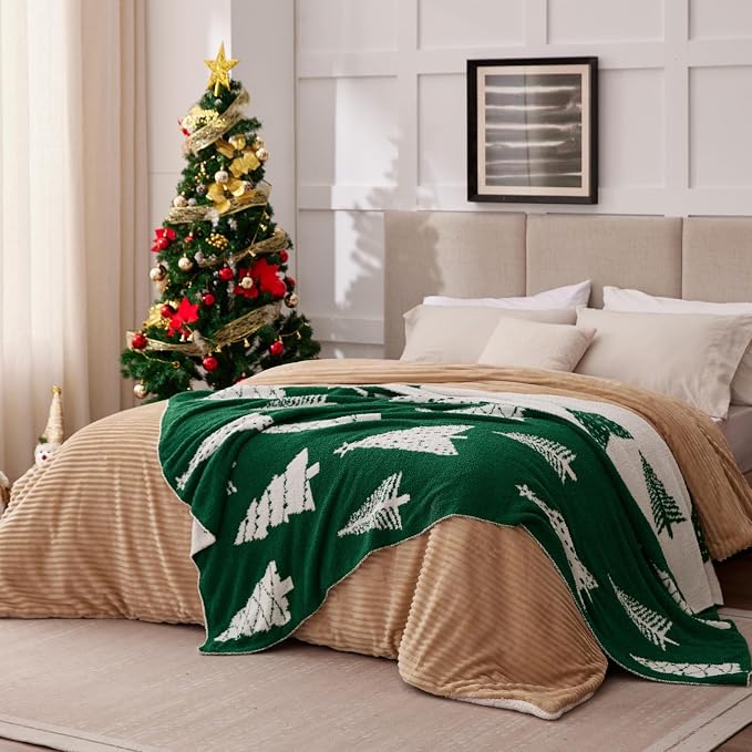 Christmas Throw Blanket Twin Size - Holiday Christmas Tree Prints Reversible, Warm Winter Cabin Throw, Lux Microfiber & Soft Touch, Plush & Fluffy, Warm & Cozy for Couch, Sofa, Bed, 60"x80"