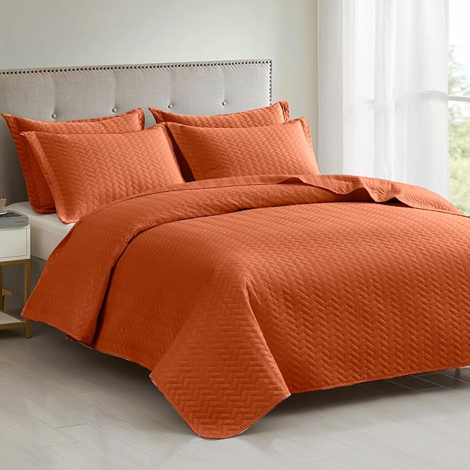 Maple&Stone Brunt Orange Quilt Set Twin/Twin XL, Extra Long Bedspread | Breathable Coverlet with Chevron Pattern, All-Season Dorm Bed Cover Set Bedding Decor 2 Piece