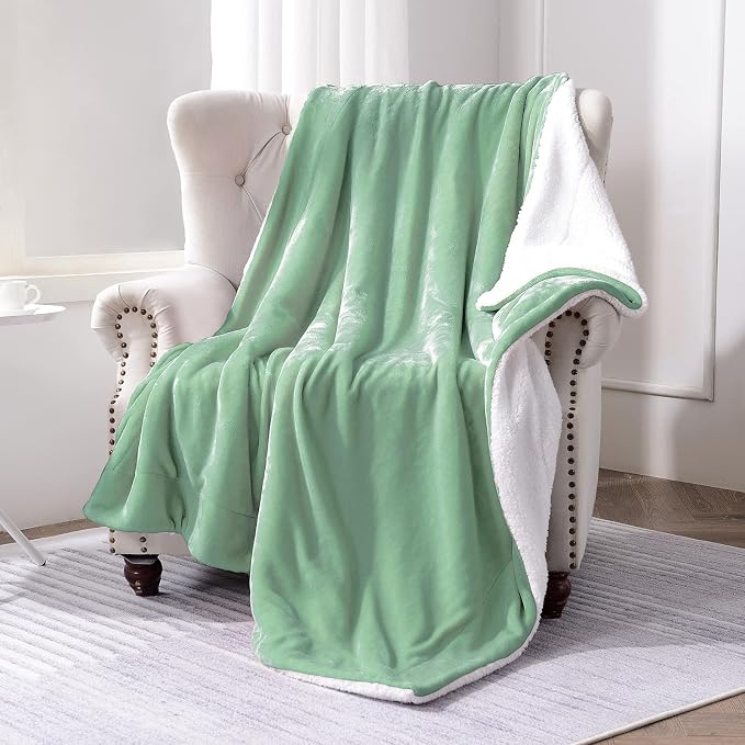 SOCHOW Sherpa Fleece Throw Blanket, Celadon, 50x60 inches | Double-Sided Super Soft Luxurious Plush Blanket Throw Size