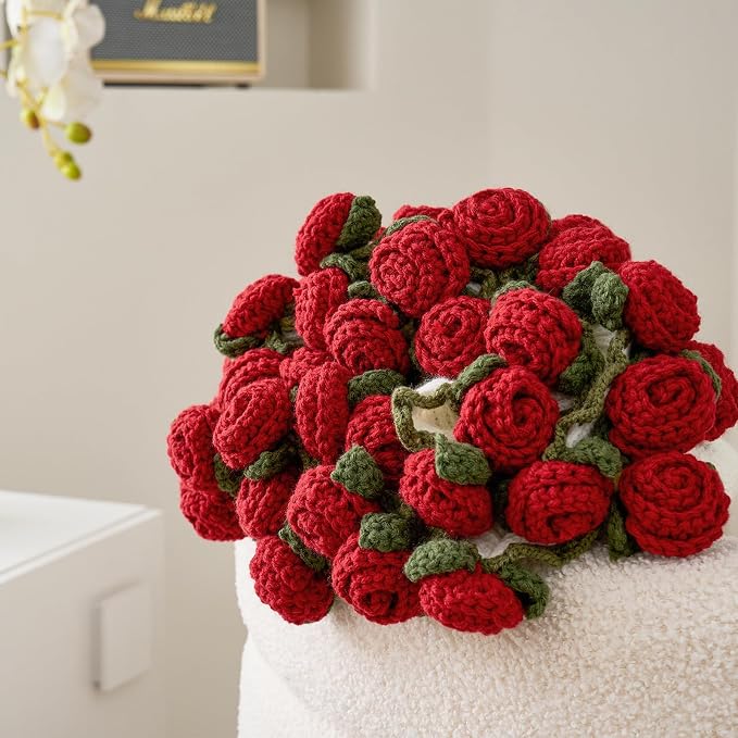 Crochet Flower Bouquet Throw Blanket, Handmade Knitted Blanket with Rose Flowers, Cute Romantic Gift for Her Girlfriend Mom Mother’s Day Valentine Wedding Anniversary Birthday (Without Packaging Bag)