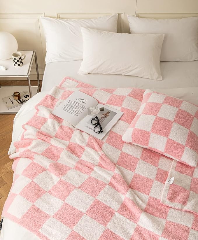 Ultra Soft Cozy Buffalo Checkerboard Grid Fluffy Microfiber Queen Size Bed Blanket Checkered Knitted Blanket Lightweight Fleece for Sofa Couch Bed Travel (Pink, Queen：90"X90")