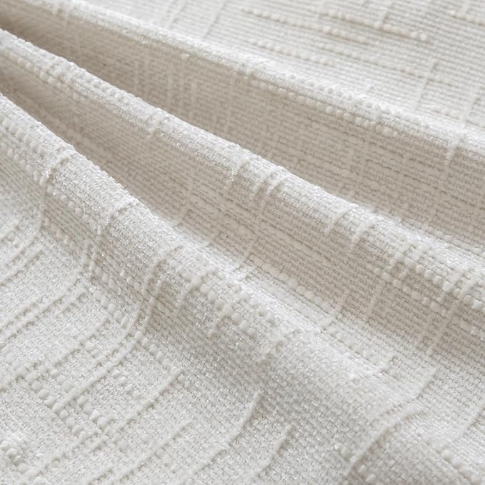 Yaertun Chenille Throw Pillow Covers 20x20 Inch Set of 2 Textured Broadside Soft Cozy Velvet Pillow Covers Modern Farmhouse Boho Decorative Pillow Cases for Couch Bed Sofa Livingroom Cream White