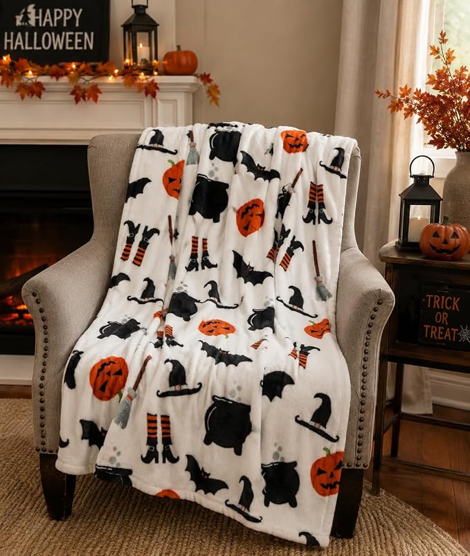 Serafina Home Halloween Cute Witch Fleece Throw Blanket, Jack O Lantern Bats, Velvet, 50x60 in