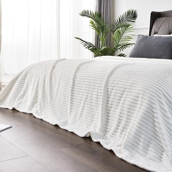 BEDELITE Ribbed Jacquard Off White Blankets Queen Size for Bed, 90x90 Inch | Soft Warm Decorative Fluffy Blanket, Cozy Fuzzy Lightweight Plush Fleece Throw Blankets for Bed, Room Decor, Gift for Women