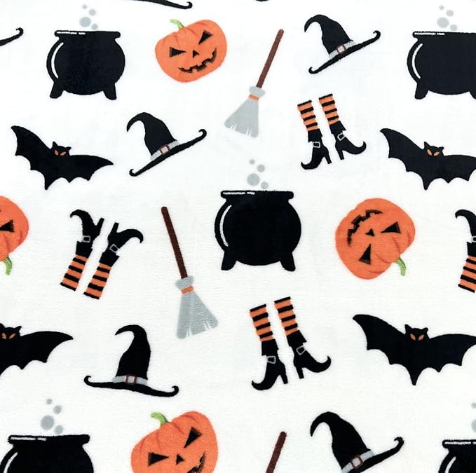 Serafina Home Halloween Cute Witch Fleece Throw Blanket, Jack O Lantern Bats, Velvet, 50x60 in