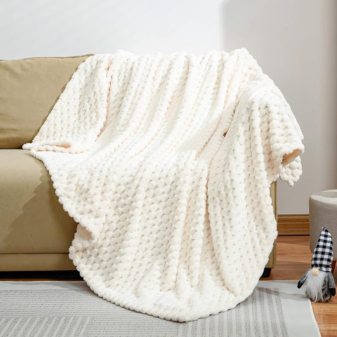Excervent Hexagon Jacquard Throw Blanket for Kids, 40x50 Inches, Ivory | Decorative Fuzzy Flannel Fleece Throw Blanket for Sofa, Super Soft Cozy Gifts for Kids & Pets, Suitable for All Seasons