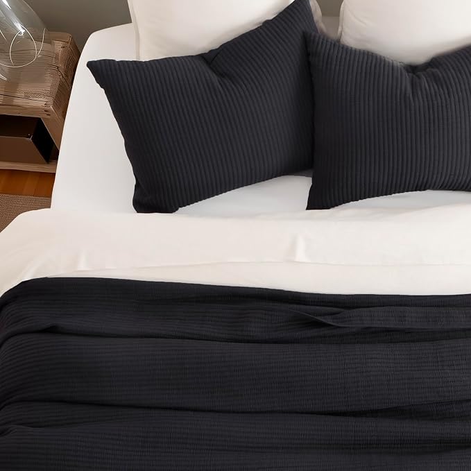 EVERGRACEHOME Cotton Ribbed Matelassé Coverlet Set, King, Washed Black | Soft Lightweight Bedspread, 3 Pieces, Breathable Cozy Oversized Quilted Bedding Set for All Seasons, with 2 Pillow Shams