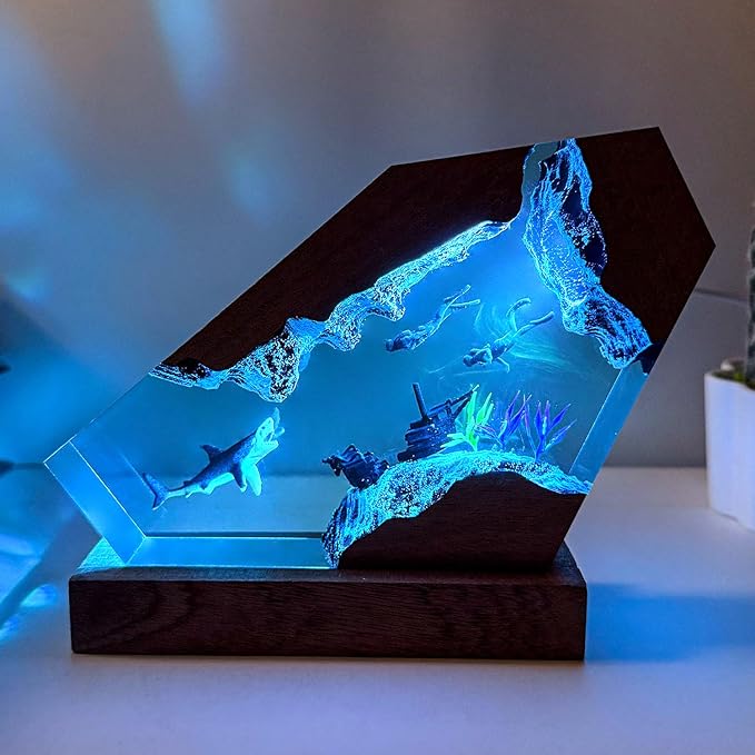 Shark Resin Lamp, Scuba Diving Gifts Resin Ocean Lamp,Handmade Shark Decor Nightlight with Wooden Base, RGB LED Lights,Gifts for Mother'sDay, Valentine's Day,Birthday Holiday (L 10"X6")