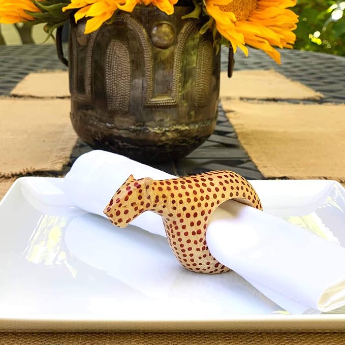 Global Crafts KWF012_C - Handcarved Mahogany Wooden Napkin Ring Holders - Cheetah, Set of 6