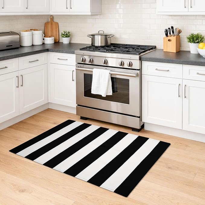 KILOCOCO Black and White Striped Rug 2.3'x3.6' Washable Front Door Mat | Indoor Outdoor Rugs, Cotton Layered Doormats, Low Pile Front Porch Rug, Woven Welcome Mat for Entryway Kitchen Patio
