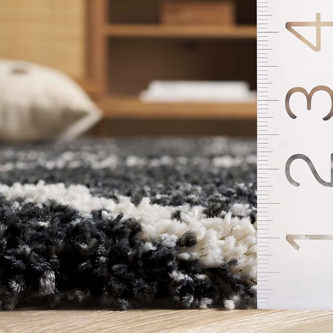 SAFAVIEH Hudson Shag Collection Runner Rug - 2'3" x 10', Dark Grey & Ivory, Moroccan Trellis, Non-Shedding & Easy Care, 2-inch Thick Ideal for High Traffic Areas in Living Room, Bedroom (SGH283G)