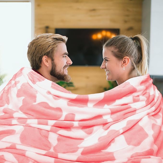 Pink Blanket Gifts for Women Girls, Cute Soft Strawberry Fleece Throw for Travel Camping, Warm Fuzzy Blanket for Home Room Decor All-Season 50x60 Inches