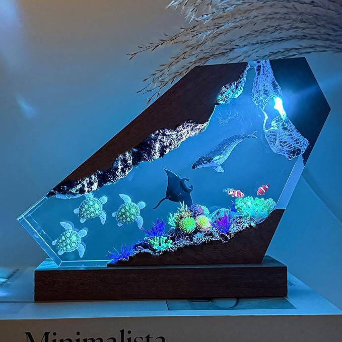 Handmade Humpback Whale Resin Ocean Lamp