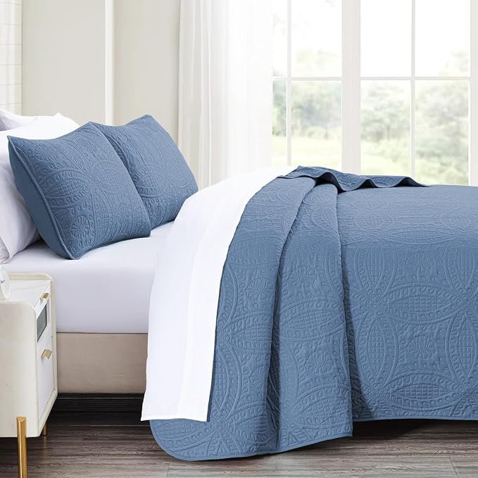 akkialla Queen Quilt Bedding Set,Bluish Grey Ultrasonic Full/Queen Quilt Set,Lightweight Soft Bedspread Coverlet,Modern Style Coin Pattern Bed Cover for All Seasons,3 Piece(1 Quilt,2 Pillow Shams)