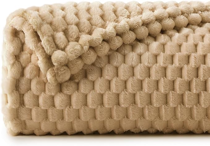 BEDELITE Camel Throw Blanket for Couch, Soft Cozy Gifts for Women, 50 * 60 | 3D Jacquard Decorative Fleece Blanket, Super Soft Plush Throws, Cute Birthday Gift for Women & Men, Suitable for All Seasons