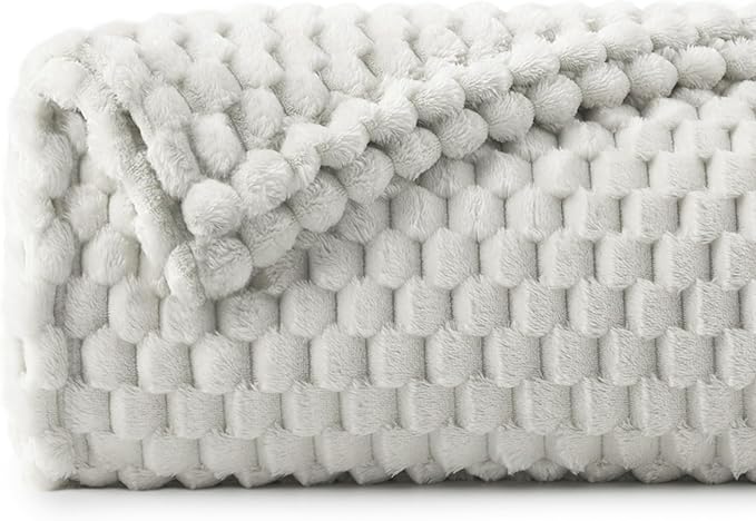 BEDELITE Light Grey Throw Blanket for Couch, Soft Gifts for Women, 50 * 60 | 3D Jacquard Decorative Fleece Blanket, Super Soft Plush Throws, Cute Birthday Gift for Women & Men, Suitable for All Seasons