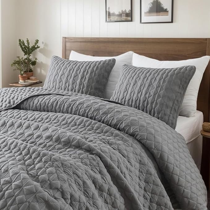 WDCOZY Dark Grey Quilt Twin Size Bedding Sets with 1 Pillow Sham, Lightweight Soft Bedspread Coverlet, Quilted Blanket Thin Comforter Bed Cover, All Season Spring Summer, 2 Pieces, 68x90 inches