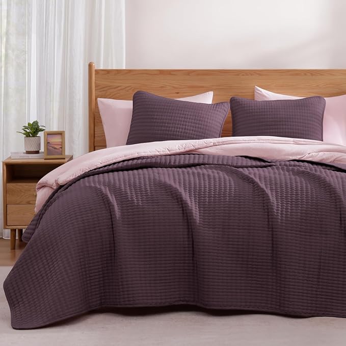Queen Quilt-Lightweight Bedspreads Plum Queen Size Quilt Bedding Set | Soft Coverlet with 2 Pillow Shams for All Seasons, Suitable for Bed, Couch, 3 Pieces, 90"x94"