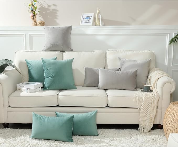 Stellhome Pack of 2 Velvet Pillow Covers Square Decorative Cushion Covers for Bed Couch Sofa Bench, 20 x 20 inch (50 x 50 cm), Silver Gray
