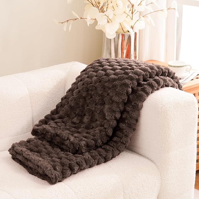 Excervent Big 3D Clouds Stylish Blanket for Kids, 40x50 Inches, Brown | Decorative Fuzzy Flannel Fleece Throw Blanket for Sofa, Super Soft Cozy Gifts for Kids & Pets, Suitable for All Seasons