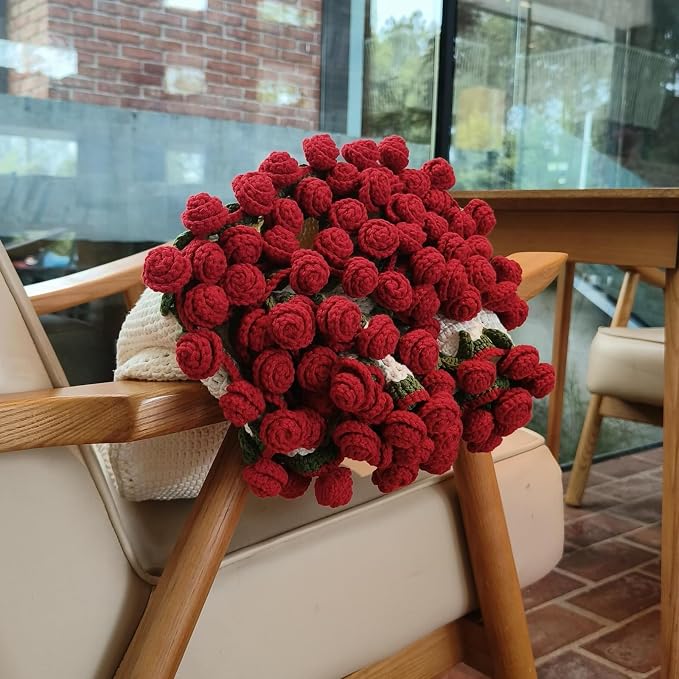 Crochet Flower Bouquet Throw Blanket, Handmade Knitted Blanket with Rose Flowers, Cute Romantic Gift for Her Girlfriend Mom Mother’s Day Valentine Wedding Anniversary Birthday (Without Packaging Bag)