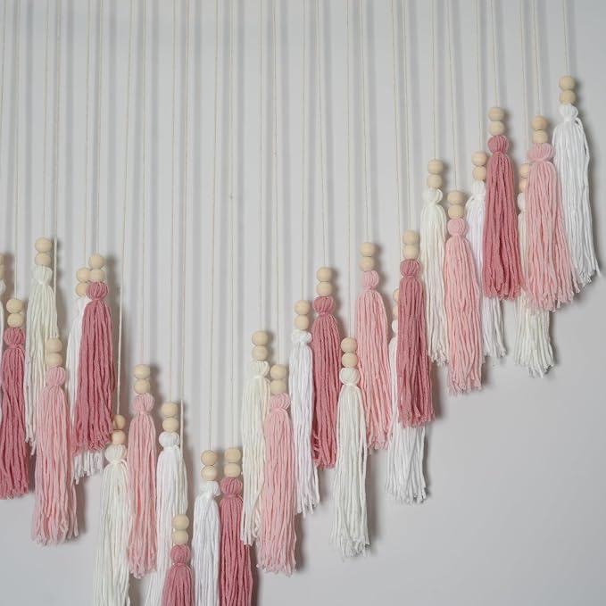 Macrame Hanging Photo Display Wall Decor, Macrame Photo Wall Hanging Boho Room Bedroom Wooden Beads Garland Picture Holder Photo Display Cilp with 30 Clip