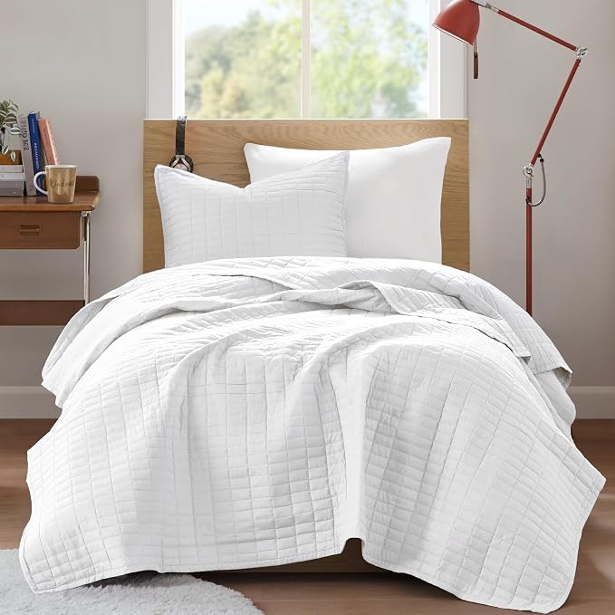 Comfort Spaces Kienna Twin Quilt Bedding Set 2 Piece, 66"x 90" White | Soft Cozy Lightweight Summer Twin XL Coverlet for College Dorm, Quilted Extra Layer, Modern Casual Bedroom Decor, OEKO-TEX