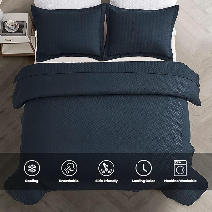 Maple&Stone Navy Quilt Set Queen Size, Lightweight Bedspread | Breathable Coverlet with Chevron Pattern, All-Season Dorm Bed Cover Set Bedding Decor 3 Piece