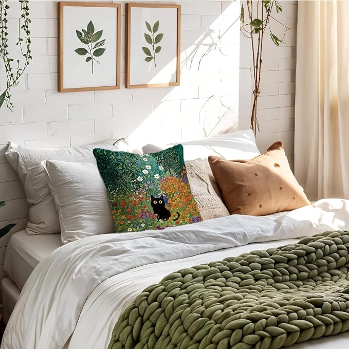 William Morris Flower Black Cat Pillow Covers 18x18, Floral Cats Decorative Pillow Covers for Home Bedroom Living Room Office Decor, Cat Lovers Mom Grandma Gifts for Mother's Day