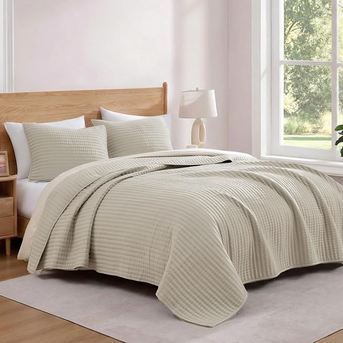 Queen Quilt Lightweight Bedspreads Oatmeal Queen Size Quilt Bedding Set | Soft Neutral Coverlet with 2 Pillow Shams for All Seasons, Suitable for Bed, Couch, 3 Pieces, 90"x94"
