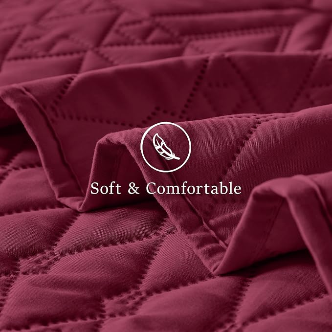 akkialla Twin Quilt Set, Burgundy Lightweight Microfiber Bedspread Coverlet, Boho Geometric Pattern, Soft All-Season Bedding, 2-Piece (1 Quilt, 1 Pillow Sham)