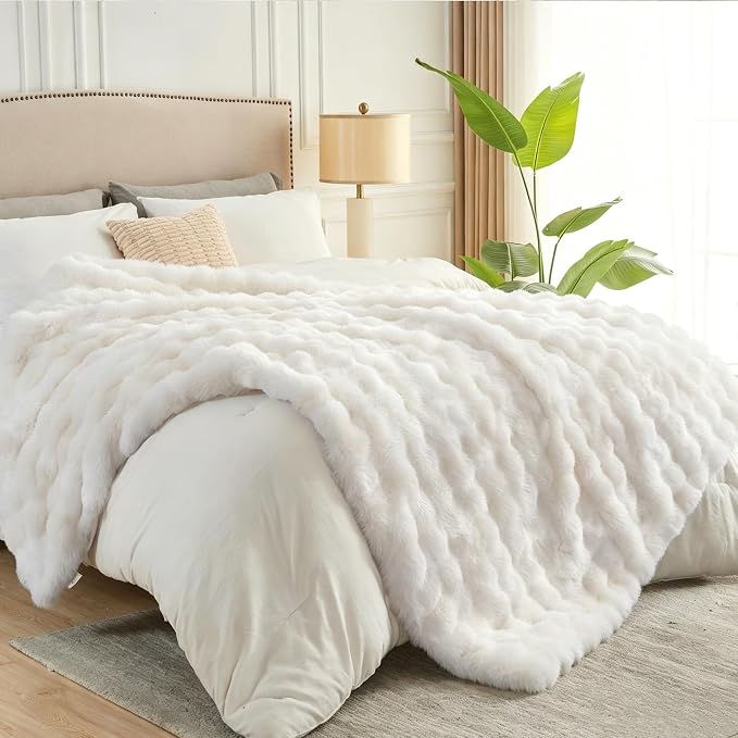 NEWCOSPLAY Faux Fur Fluffy Bubble Twin Blanket for Couch, Ivory, 60"x80" | Soft Thick Warm Bubble Blanket for Couch Sofa Bed 550GSM, Plush Cozy Luxury Decorative Throw, Gift for Women Men