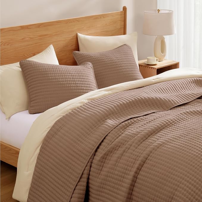 King Size Quilt-Lightweight Bedspreads Brown King Quilt Bedding Set | Soft Coverlet with 2 Pillow Shams for All Seasons, Suitable for Bed, Couch, 3 Pieces, 106"x94"