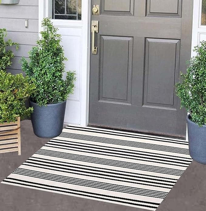 Black and White Striped Doormat 24'' x 35'' Front Porch Rug Machine Washable Indoor Outdoor Doormat for Front Porch Hand-Woven Entryway Rug for Laundry/Bathroom/Bedroom