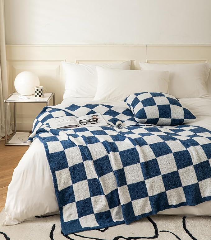Ultra Soft Cozy Buffalo Checkerboard Grid Fluffy Microfiber Knitted Queen Blanket Super Soft Cozy Lightweight Fleece Checkered Bed Blanket for Sofa Couch Bed Travel (Navy, Queen：90"X90")