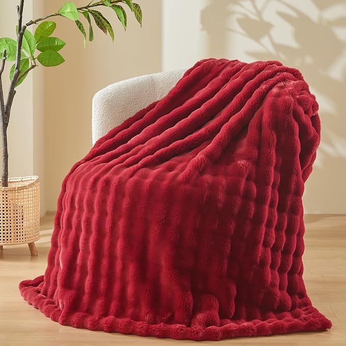 NEWCOSPLAY Faux Fur Fluffy Bubble Throw Blanket for Couch, Red, 50"x60" | Soft Thick Warm Bubble Blanket for Couch Sofa Bed 550GSM, Plush Cozy Luxury Decorative Throw, Gift for Women Men