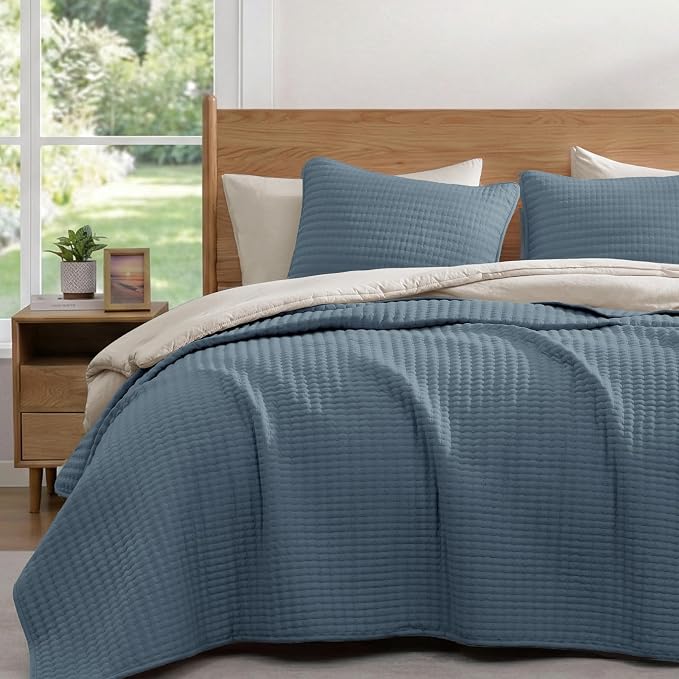 King Size Quilt-Lightweight Bedspreads Blue King Quilt Bedding Set | Soft Coverlet with 2 Pillow Shams for All Seasons, Suitable for Bed, Couch, 3 Pieces, 106"x94"