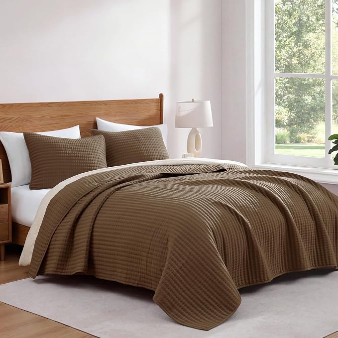 Queen Quilt-Lightweight Bedspreads Coffee Queen Size Quilt Bedding Set | Soft Coverlet with 2 Pillow Shams for All Seasons, Suitable for Bed, Couch, 3 Pieces, 90"x94"