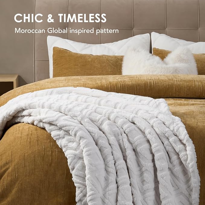 EverGrace Jacquard Reversible Sherpa Throw Blanket, 50" x 60", Off White | Jacquard Sherpa Throw Blanket, Super Soft, Cozy Plush Blanket, Reversible Thick Warm Throw for Bed, Sofa, Living Room
