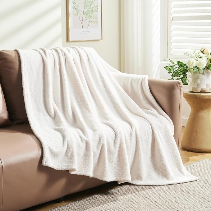 NEWCOSPLAY Knitted Throw Blanket for Couch Sofa Bed, Ivory, 90"x110" | Super Soft Plush, Fuzzy Fluffy Microfiber, Lightweight Cozy Blanket for Room Decor, All Season Use