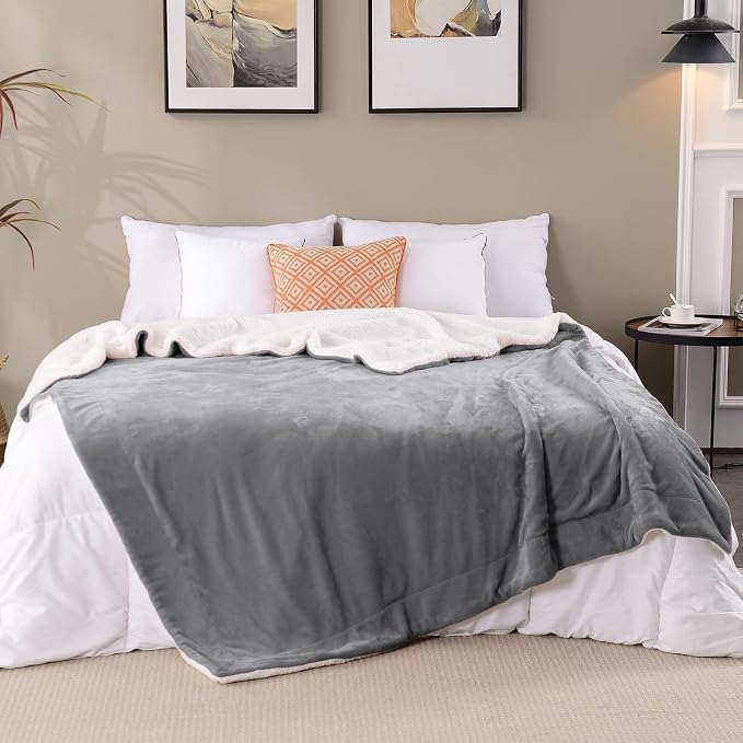 SOCHOW Sherpa Fleece Throw Blanket, Grey, 60x80 inches | Double-Sided Super Soft Luxurious Plush Blanket Twin Size