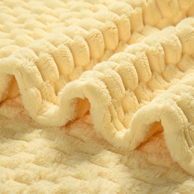Excervent Hexagon Jacquard Throw Blanket for Bed, 60x80 Inch, Light Yellow | Big Decorative Fuzzy Flannel Fleece Throw Blanket for Sofa Bed Couch, Super Soft Cozy, Suitable for All Seasons