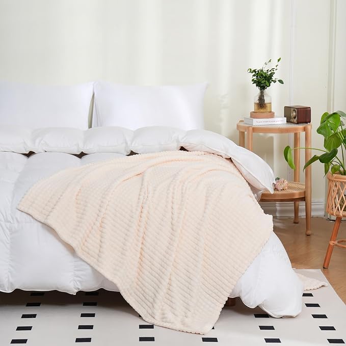 Puncuntex Fleece Throw Blanket Cream White 60"×80" with Square Grid Design | Super Soft Plush Cozy Flannel Throw Blanket Luxury for Couch Sofa Chair