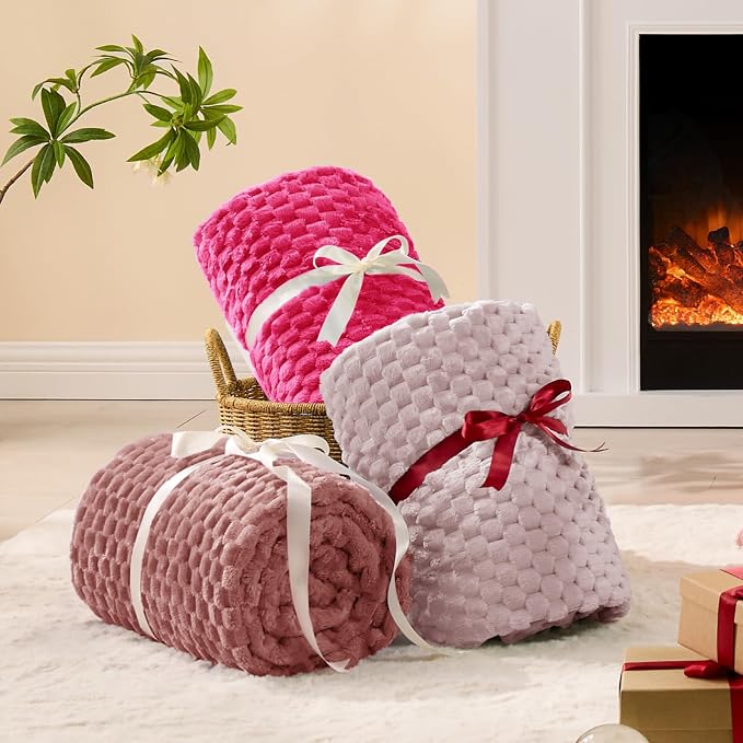 BEDELITE Lotus Pink Throw Blanket for Couch, Soft Gifts for Women, 50 * 60 | 3D Jacquard Decorative Fleece Blanket, Super Soft Plush Throws, Cute Birthday Gift for Women & Men, Suitable for All Seasons