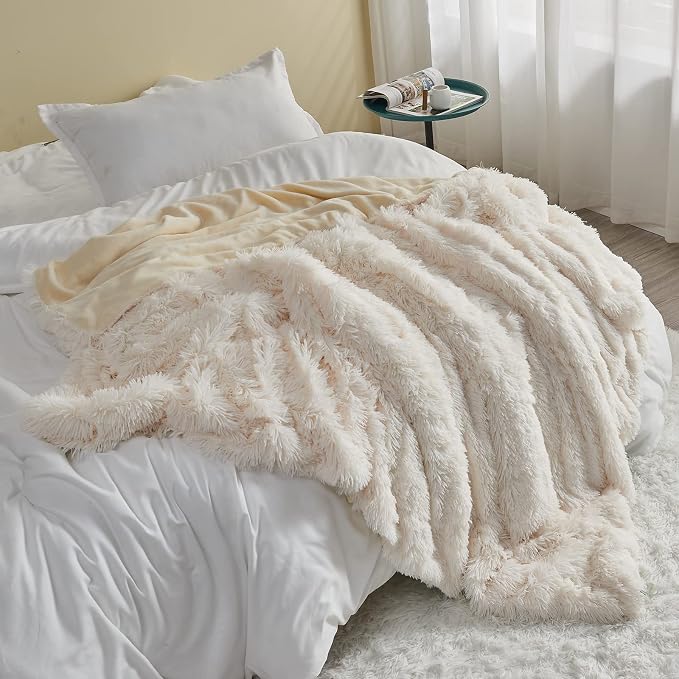 GONAAP Fuzzy Faux Fur Throw Blanket for Couch, Ivory, 40"x50" | Warm Cozy Plush Shaggy Decorative Reversible Thick Non-Heated Fleece Blanket for Sofa Bed, Gift for Women Men, All Season Use