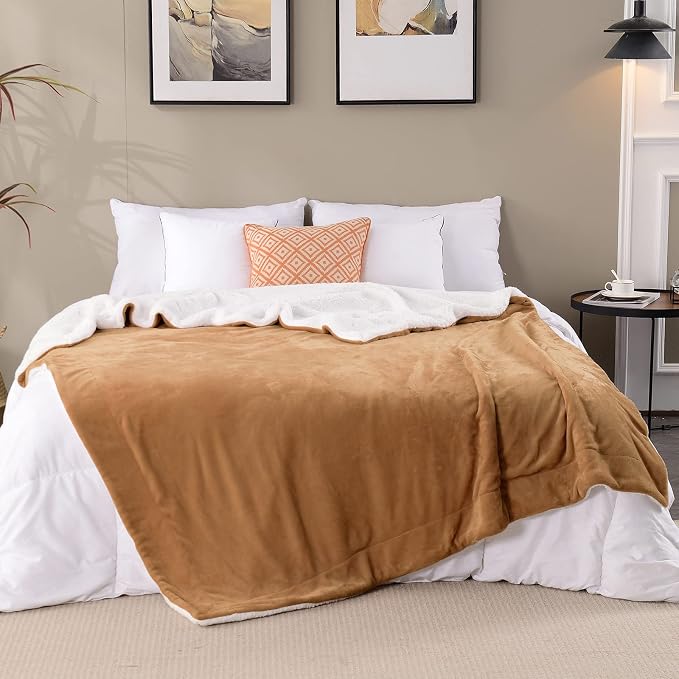 SOCHOW Sherpa Fleece Throw Blanket, Camel, 50x60 inches | Double-Sided Super Soft Luxurious Plush Blanket Throw Size
